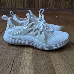 Nike Alcame Women's Sneakers